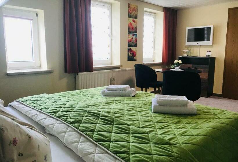 غرفة قياسية, Restaurant Oberland