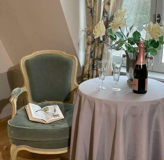 스탠다드 트리플 룸, L’orangerie Chambres D’hôtes