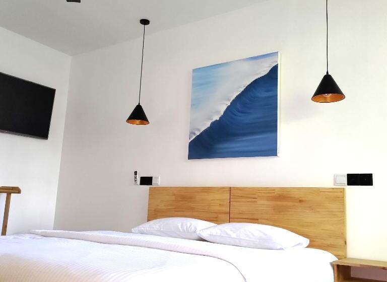 اتاق لوکس با تخت بزرگ, Odi Kamadhoo