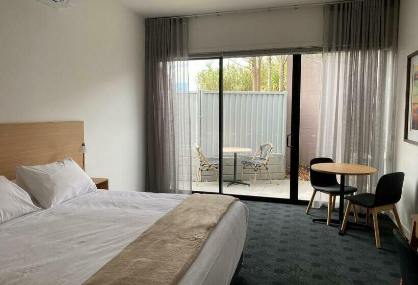 חדר דחוקס עם מיטת קינג, Whittlesea Motel