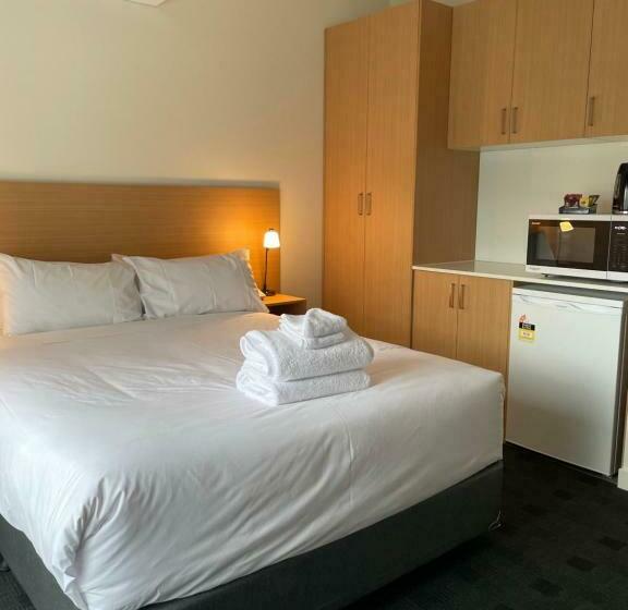 חדר דלוקס, Whittlesea Motel