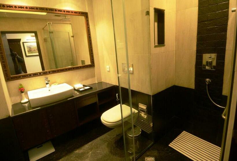 Номер Deluxe, Chandragiri Hills Resort