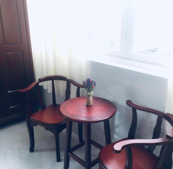 اتاق استاندارد, Mỹ Anh