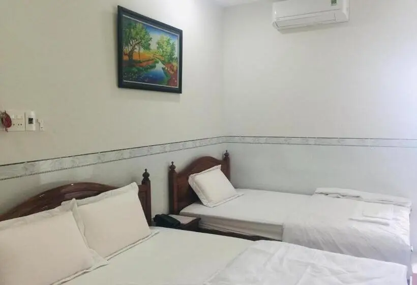 اتاق استاندارد سه نفره, Mỹ Anh