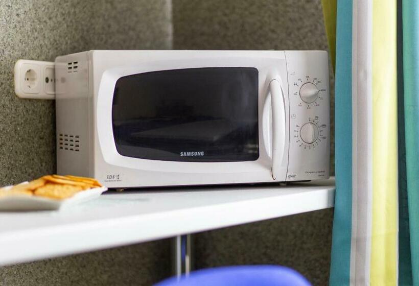 Апартаменты 1 Спальня Нижний Этаж, Pd Hostel
