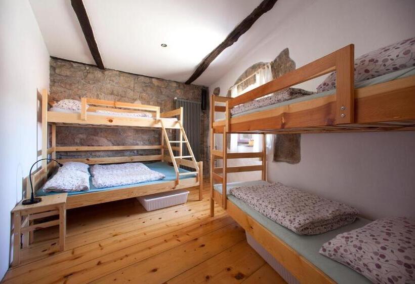 خانه 2 خوابه, Hostel Xaxid