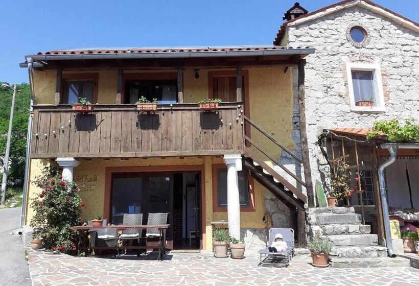 خانه 2 خوابه, Hostel Xaxid