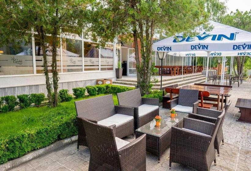 Номер Economy, хотел ескана