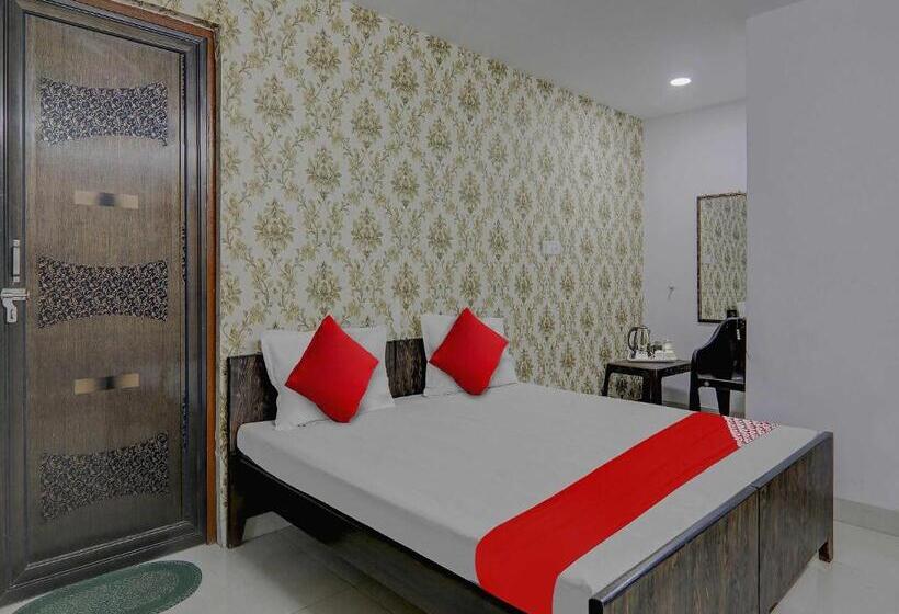 Номер Deluxe, Flagship Ck Inn Near Chaudhary Charan Singh International Airport