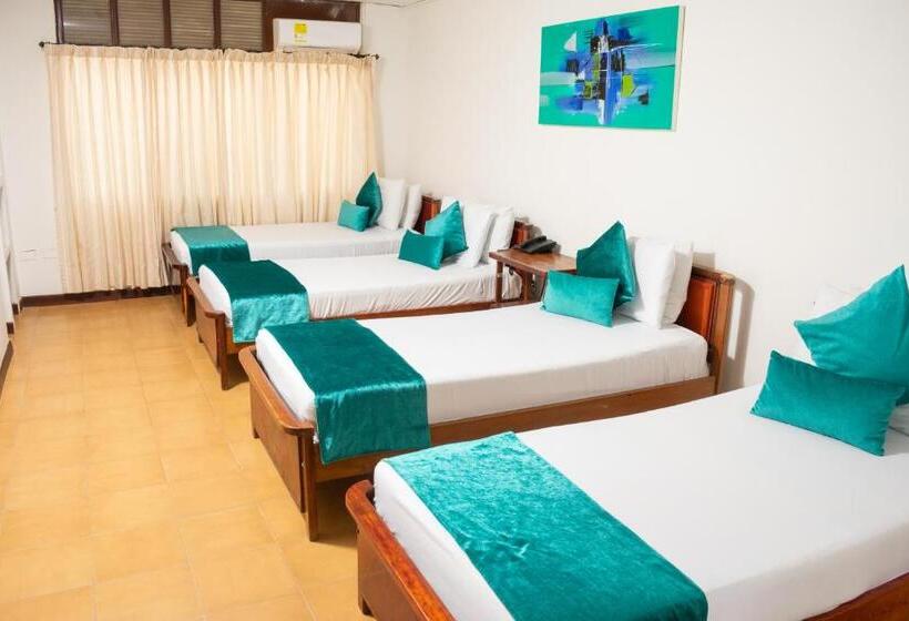 패밀리 룸, Palmarena Plaza Rodadero