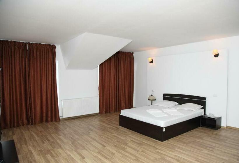 חדר סטנדרט עם מרפסת, Rodiv