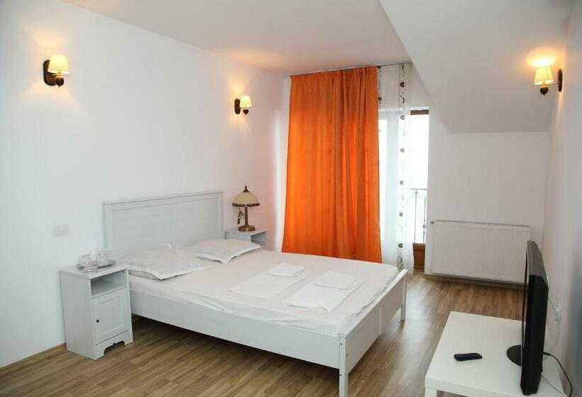 חדר סטנדרט עם מרפסת, Rodiv