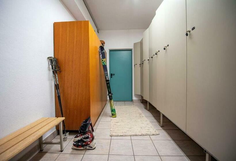 带1个卧室的带阳台的公寓, Apartments Zilli