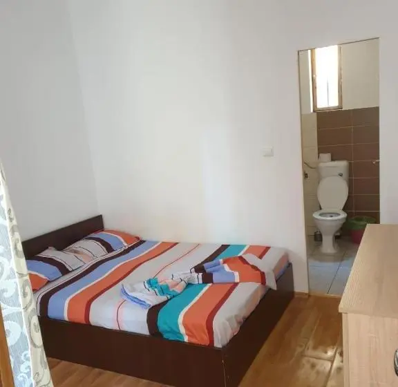 Quarto standard, Vila 5