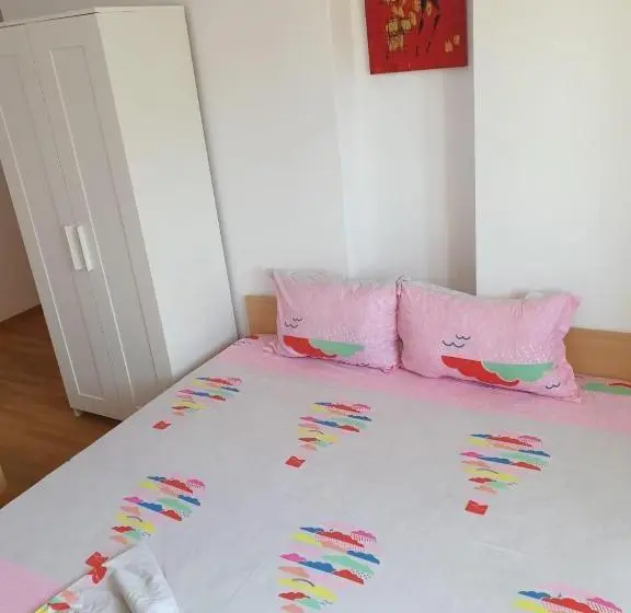 Quarto Triplo Standart, Vila 5