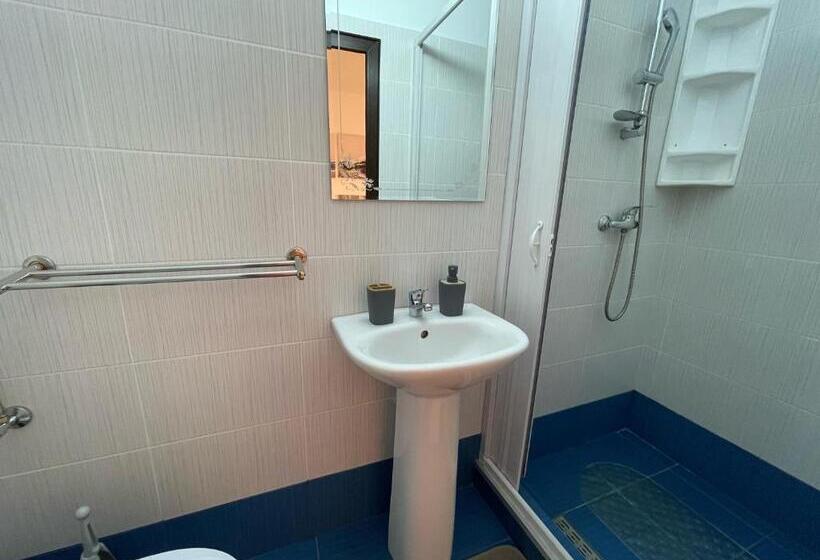 סוויטה משפחתית, Vila Lorena