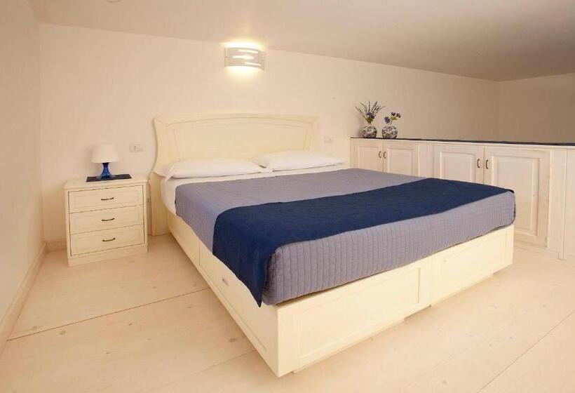 شقة غرفة واحدة, Villa Rosato