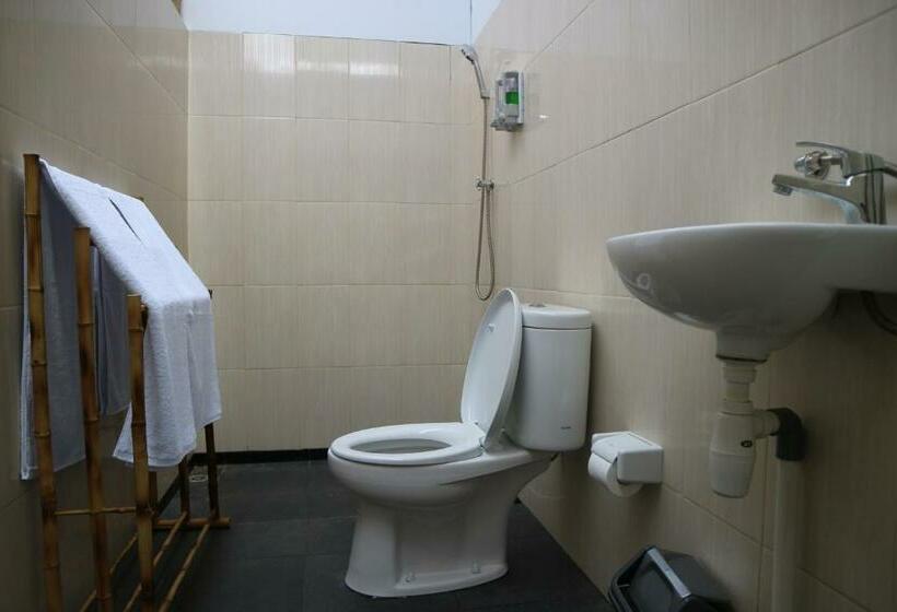 غرفة قياسية, Taju Guest House