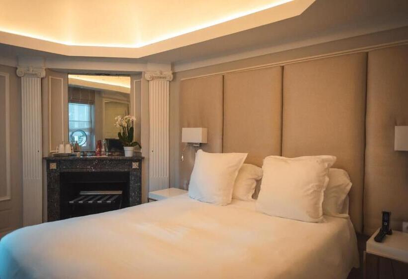 اتاق استاندارد یک نفره, Clarance Hotel Lille