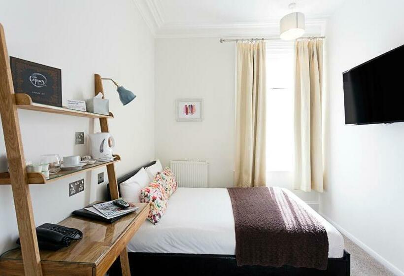 اتاق استاندارد یک نفره, Andover House Hotel & Restaurant Adults Only