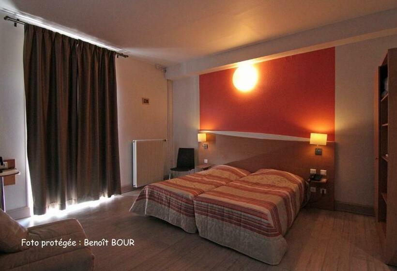 חדר סטנדרט לשלושה, Brit Hotel Grand Hotel Munster