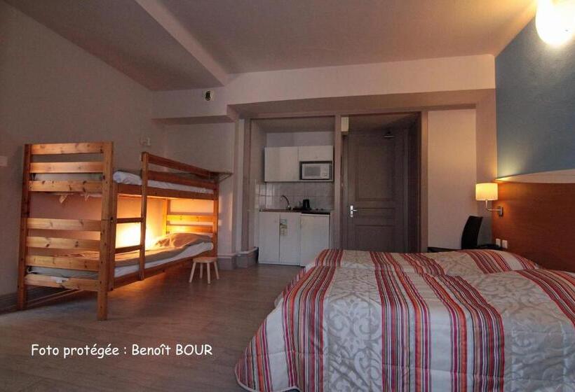 Студия Стандарт, Brit Hotel Grand Hotel Munster