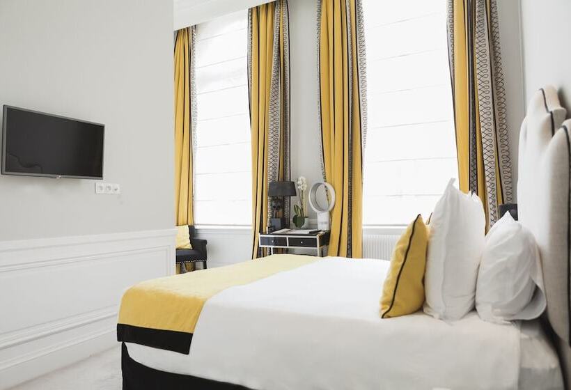 اتاق راحتی, Clarance Hotel Lille