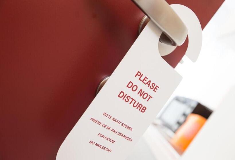 Escritório Estándar, Design Sleepy Cologne