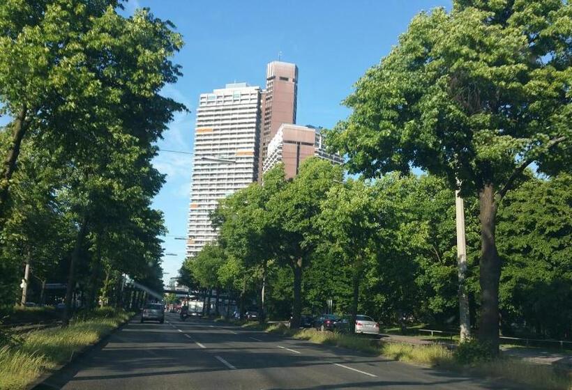 דירת חדר סופריור, Design Sleepy Cologne