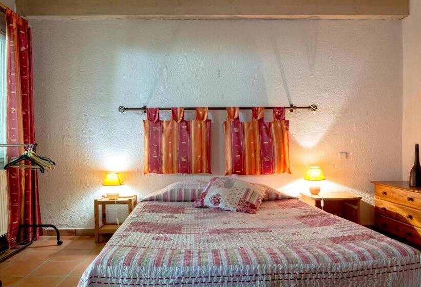 오두막, Domaine Du Mas Bazan