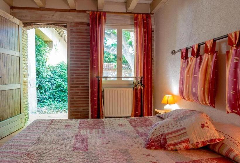 오두막, Domaine Du Mas Bazan