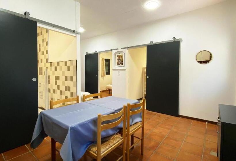 جناح عائلي, Domaine Du Mas Bazan