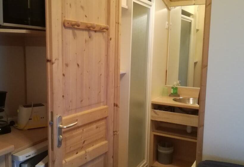 샬레, Domaine Du Mas Bazan