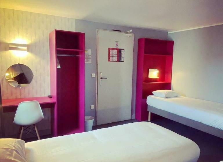 Номер Стандарт Трехместный, Fasthôtel Clermont Ferrand Gerzat