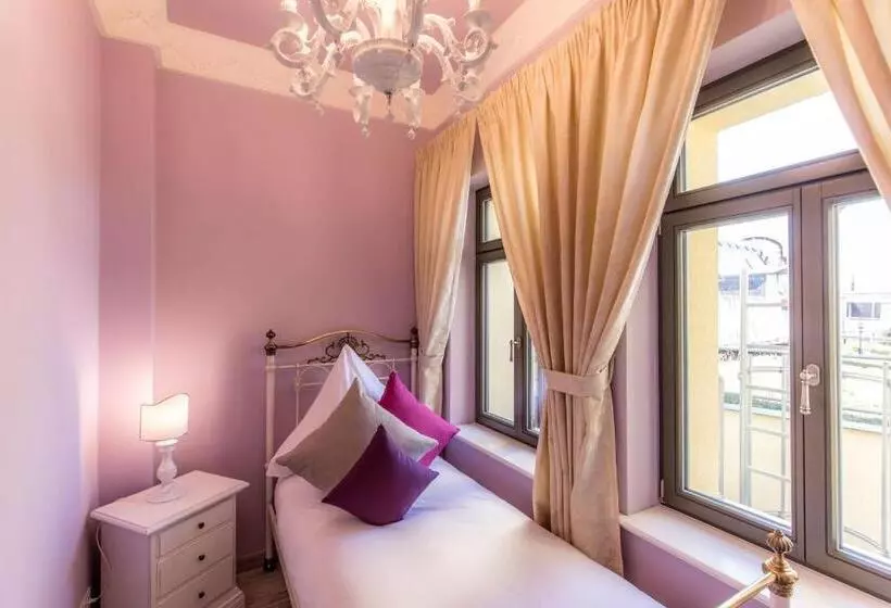 キングサイズベッドのスイートルーム, Grande Albergo Giancarlo