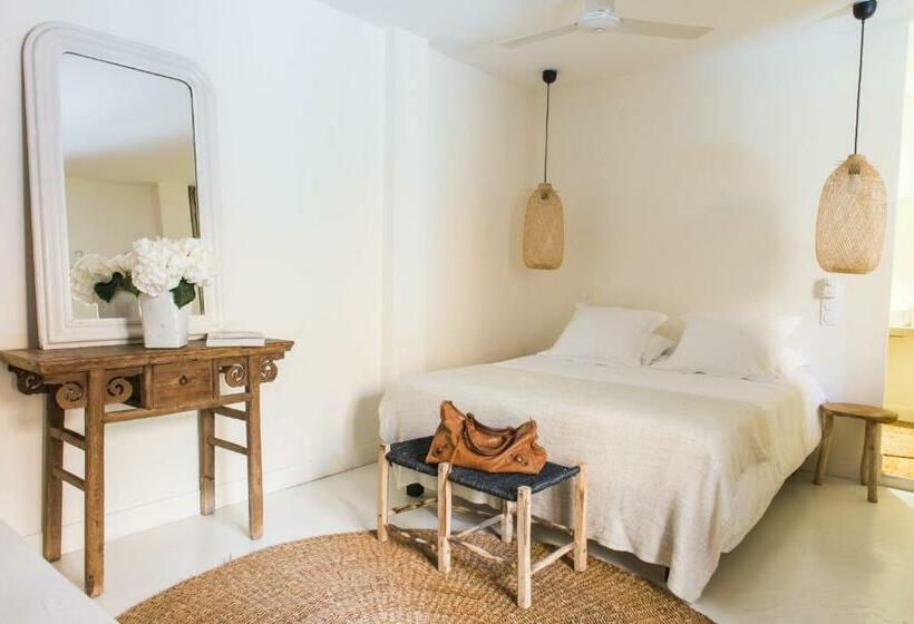 اتاق لوکس, Home Arcachon