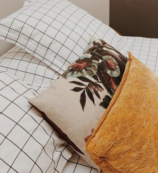 اتاق لوکس, Home Arcachon