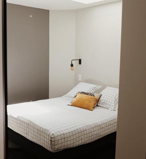 اتاق لوکس, Home Arcachon