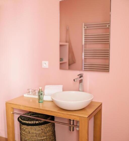 اتاق لوکس, Home Arcachon