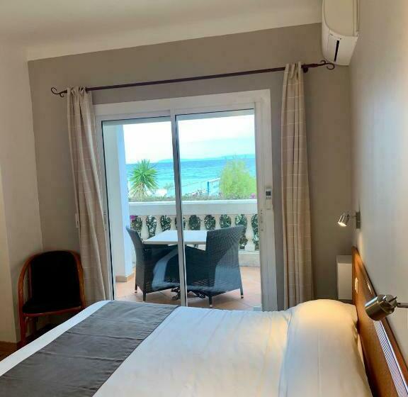غرفة قياسية مطلّة علي البحر, Hôtel Beau Soleil
