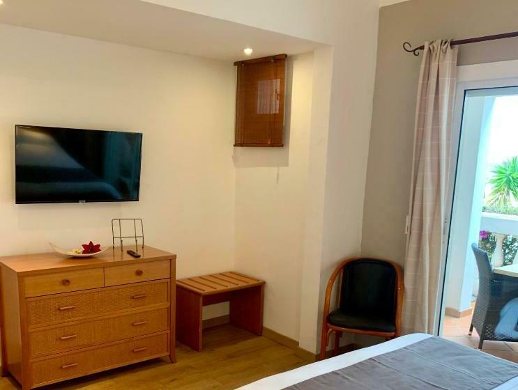 غرفة قياسية مطلّة علي البحر, Hôtel Beau Soleil