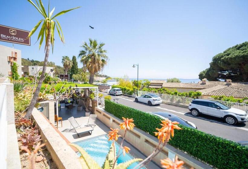 Полулюкс Вид на Море, Hôtel Beau Soleil