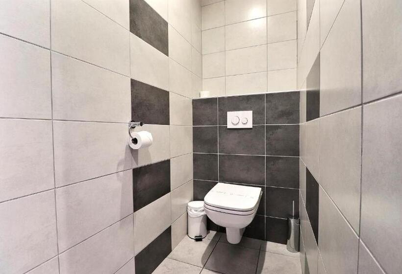 주니어 스위트, Hôtel Des Lumières Lyon Meyzieu Arena Stadium