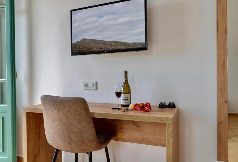 オーシャンビューデラックスルーム, Kaliviani Traditional