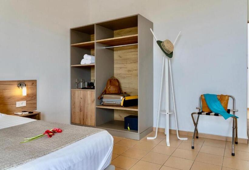 オーシャンビューデラックスルーム, Kaliviani Traditional