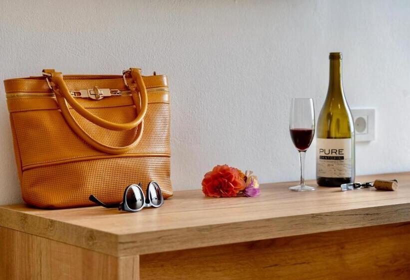 オーシャンビューデラックスルーム, Kaliviani Traditional