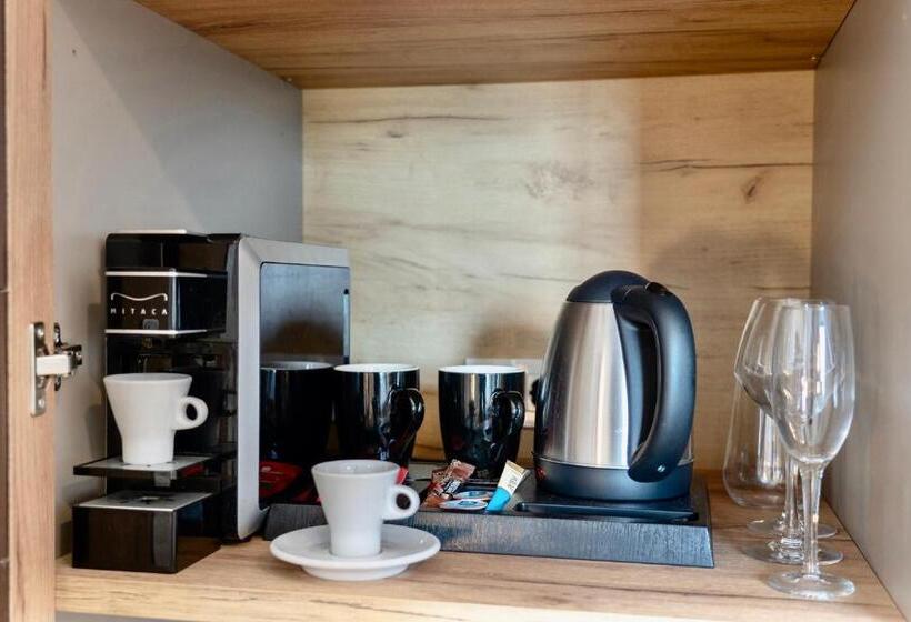 オーシャンビュースタンダードルーム, Kaliviani Traditional