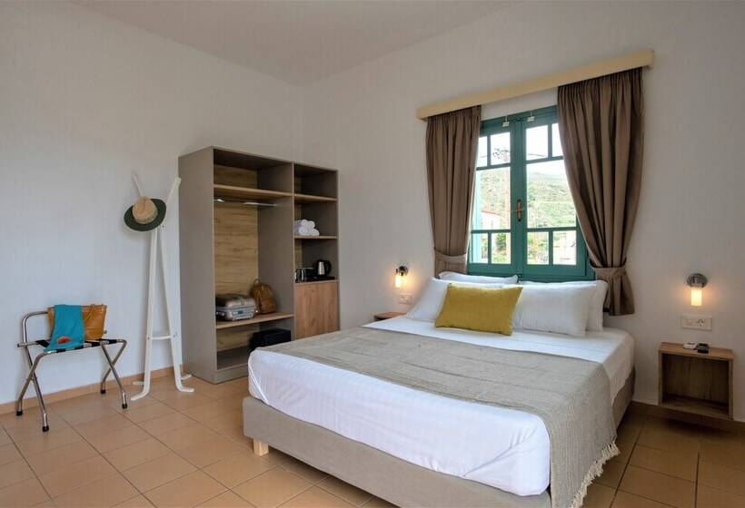 オーシャンビュースタンダードルーム, Kaliviani Traditional