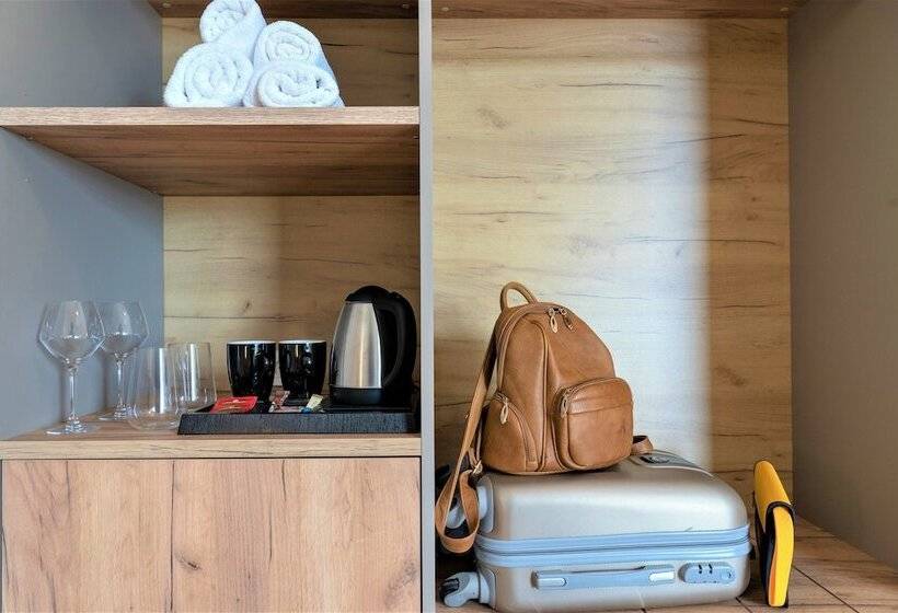 オーシャンビュースタンダードルーム, Kaliviani Traditional