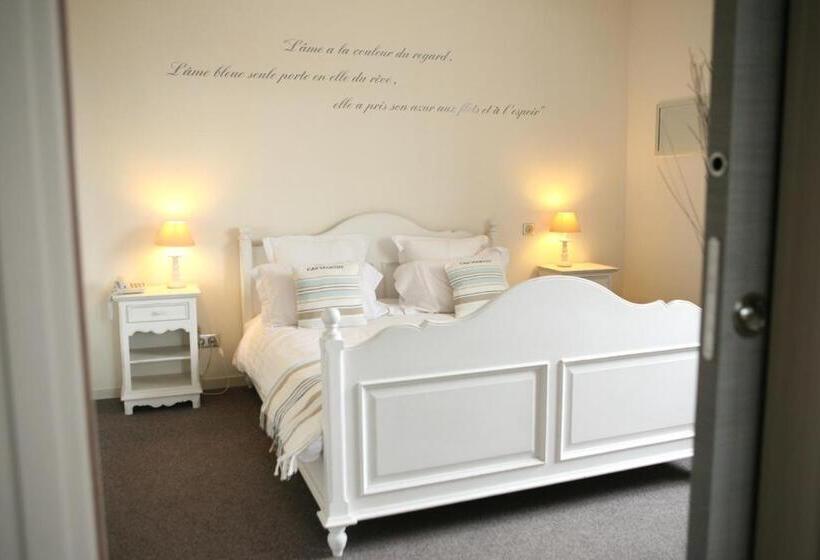 Люкс, Cit Hotel La Villa Julia